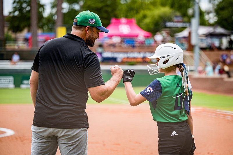 Dramatic Ends: UND’s Softball Season Concludes Amid South Dakota’s Sporting Spirit