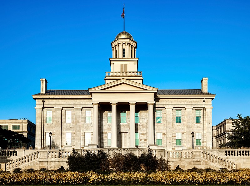 South Dakota Faces Legislative Changes as Gov. Rhoden Seeks New Representatives